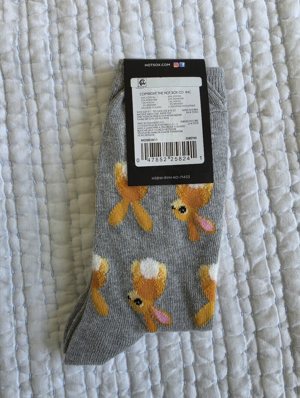 HOT SOX Bunny Crew Socks NWT Cotton Cute Kawaii Cottagecore Cozy Crew Socks 🐰 - Picture 3 of 5